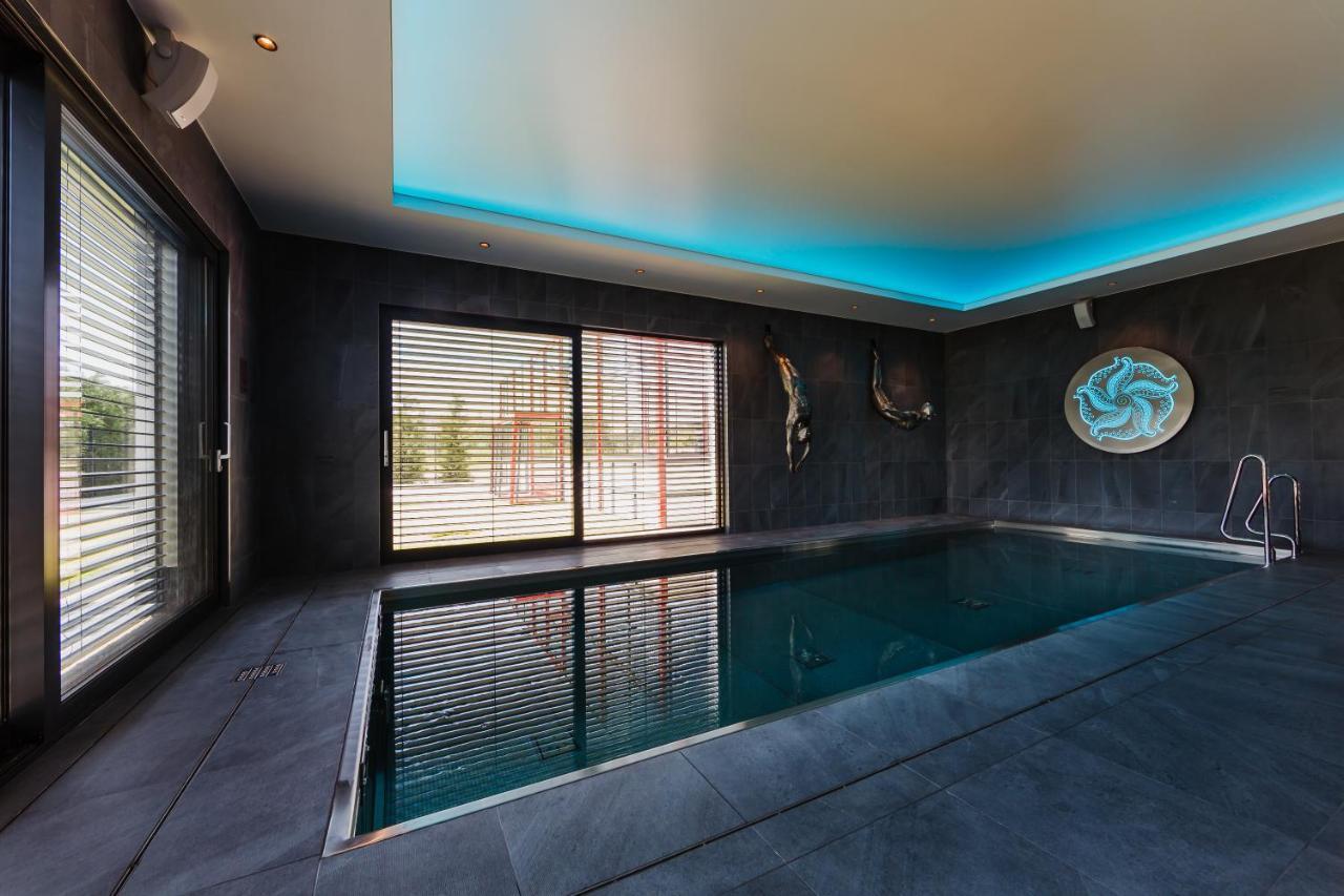 Barok Hotel And Apartments Братислава Экстерьер фото
